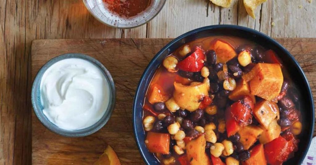 Winter Root Vegetable Chili
&ndash; Lodge Cast Iron