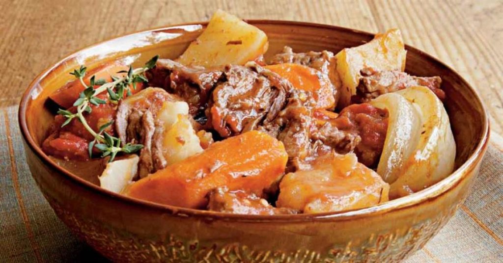 Oven Beef Stew – Lodge Cast Iron