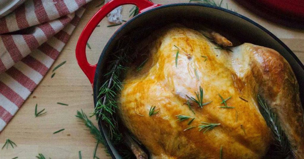 Simple Roast Turkey in a Dutch Oven – Lodge Cast Iron