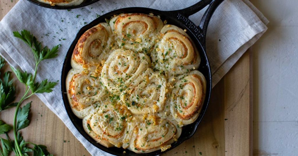 Boursin Garlic Swirls – Lodge Cast Iron