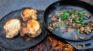 Braciole Di Maiale Alla Griglia Con Salsa Di Funghi
