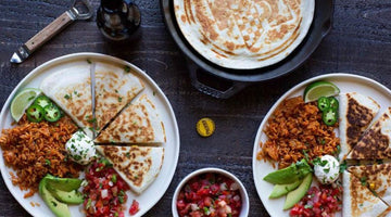 Quesadillas Con Formaggio Fuso E Fagioli Neri