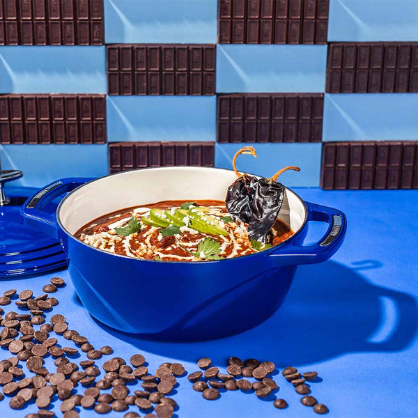 USA Enamel™ 4.2Lt Enameled Cast Iron Dutch Oven, Smooth Sailing