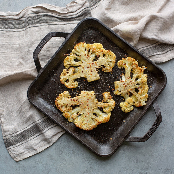 Τετράγωνη Μαντεμένια Μαγειρική Πλάκα Chef Collection 27.94εκ. - Lodge LC11SGR