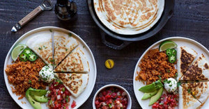 Quesadillas Με Λιωμένο Τυρί & Μαύρα Φασόλια