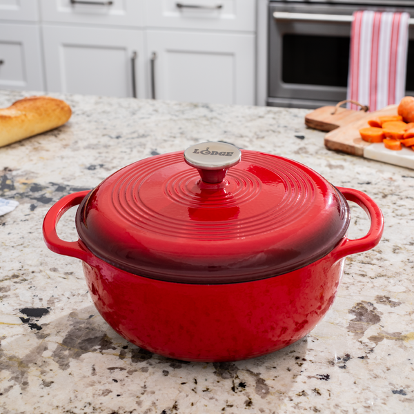 4.2 Lt Red Enameled Cast Iron Dutch Oven