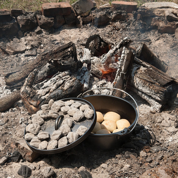 30.48Cm / 5.68Lt Cast Iron Camp Dutch Oven